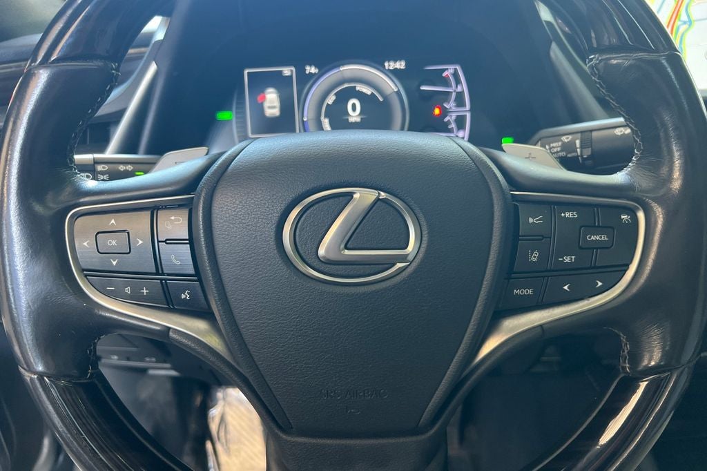 2019 Lexus ES 300h Luxury