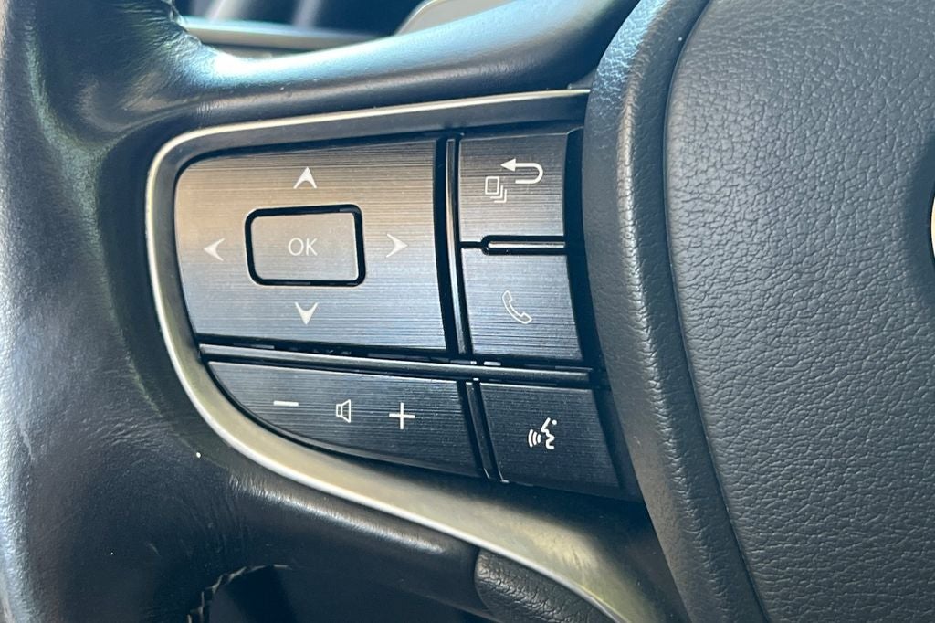 2019 Lexus ES 300h Luxury