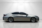 2019 Lexus ES 300h Luxury