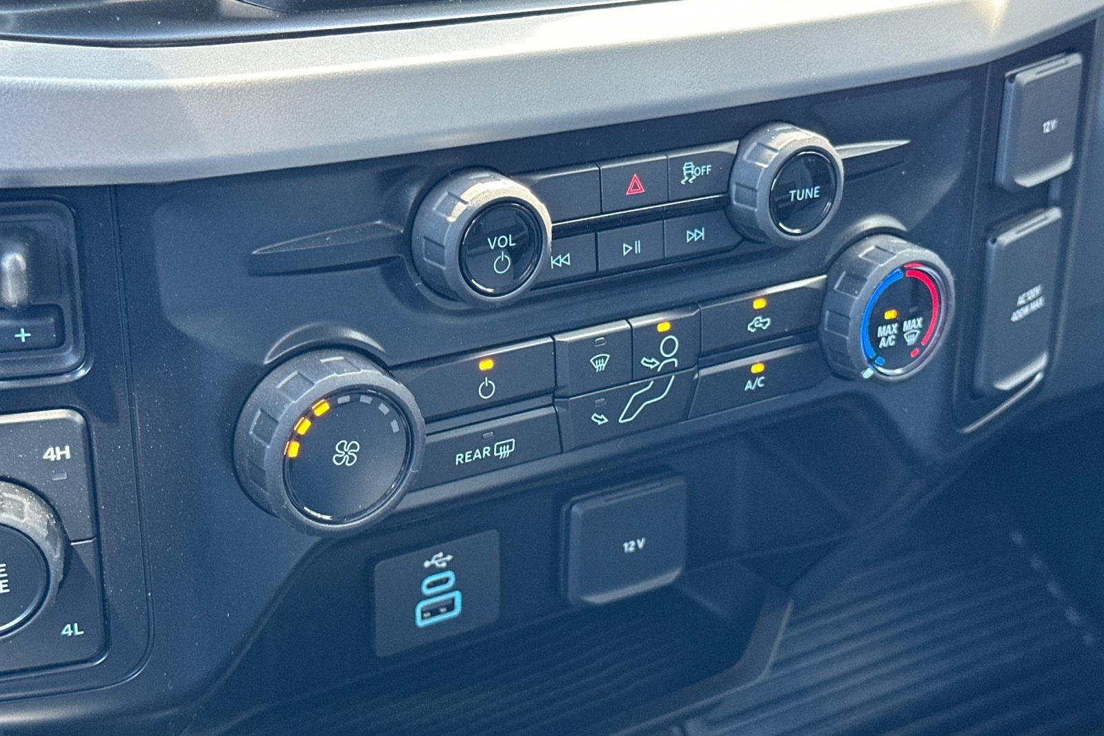 2025 Ford Chassis Cab F-350® XL