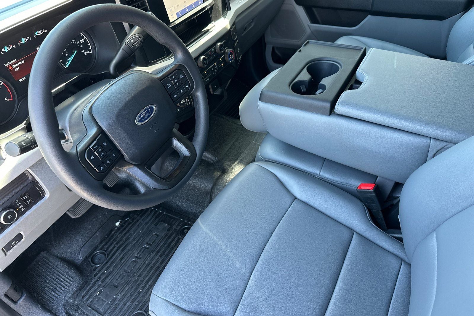 2025 Ford Chassis Cab F-350® XL