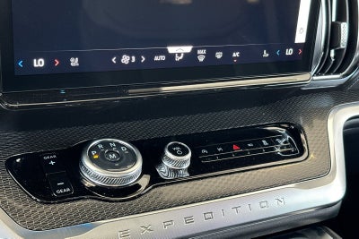 2026 Ford Expedition MAX Platinum®