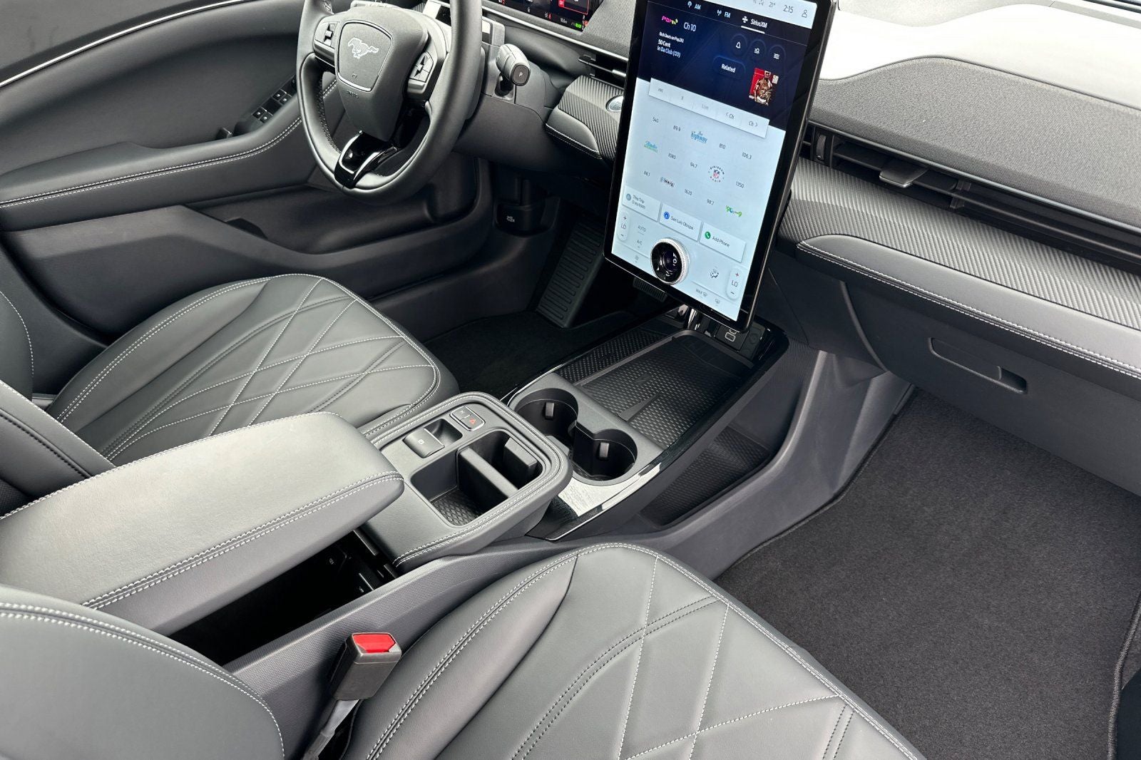 2025 Ford Mustang Mach-E Select