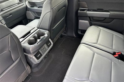 2025 Ford F-150 Lightning Lariat®