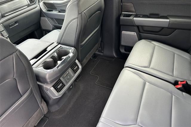 2025 Ford F-150 Lightning Lariat®