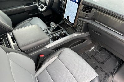 2025 Ford F-150 Lightning Lariat®