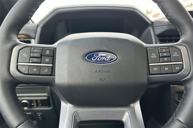 2025 Ford F-150 Lightning Lariat®